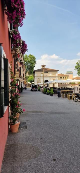 Storico Alloggio Fronte Piazza In Borgo Portello 파도바 외부 사진